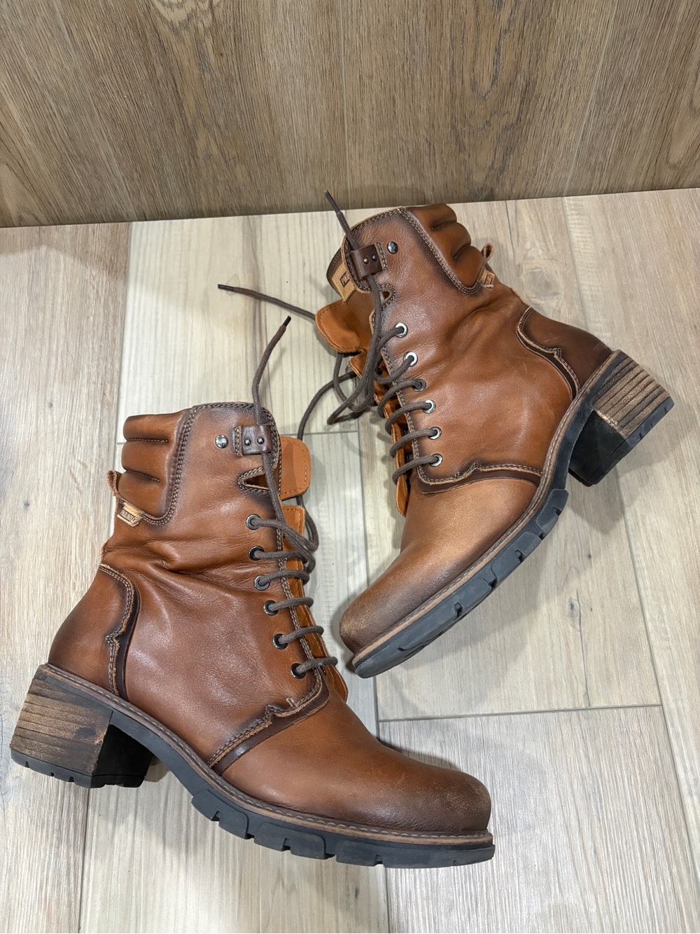 PIKOLINOS SAN SEBASTIA Lace Up
W1T8812CUERO size 41 Cottagecore Steam Punk Boot - Picture 12 of 13